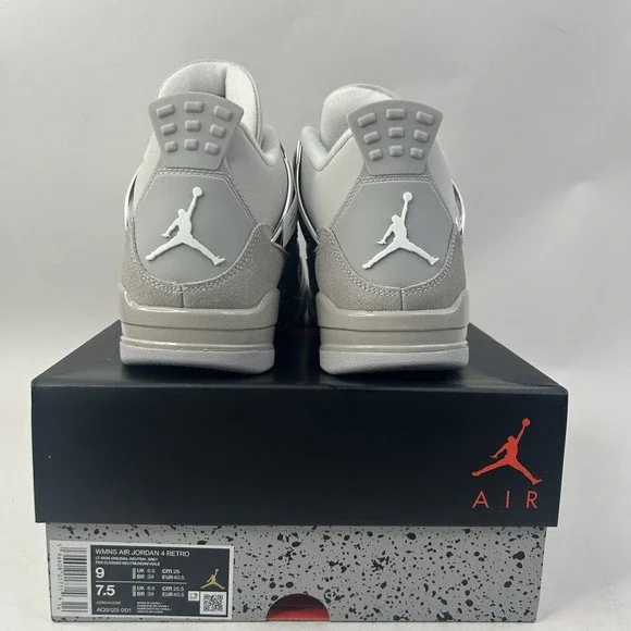 Nike Shoes Air Jordan 4 Retro WMNS “Frozen Moments” 2024 - Picture 4 of 5
